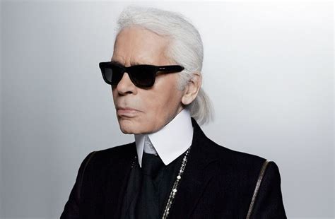 how Karl Lagerfeld revolutionized chanel